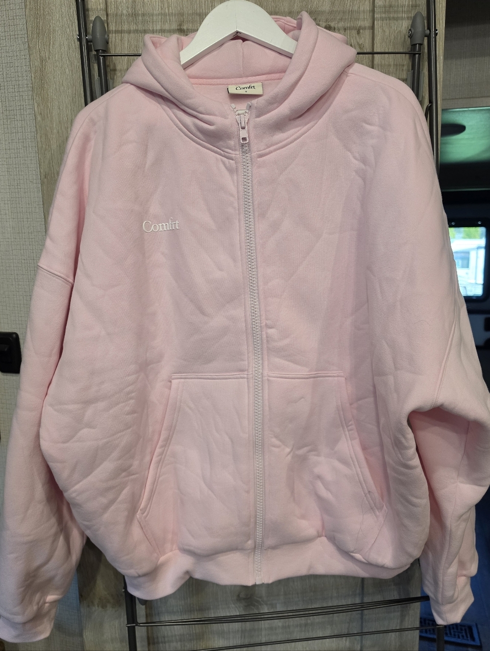 Comfrt NWT Cloud Full Zip Hooded Sweatshirt Powder Pink Women's  Small Oversized - Picture 10 of 16